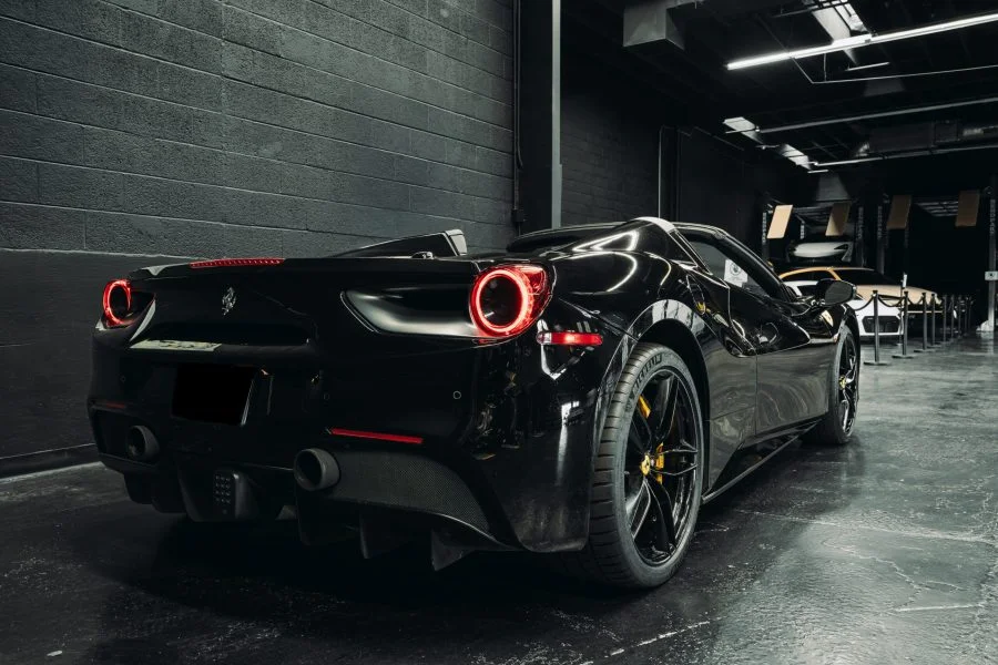 Ferrari 488 Spider (Black)