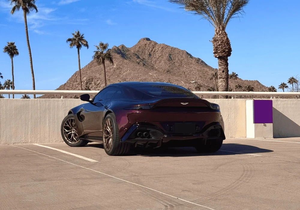 Aston Martin Vantage (Maroon)